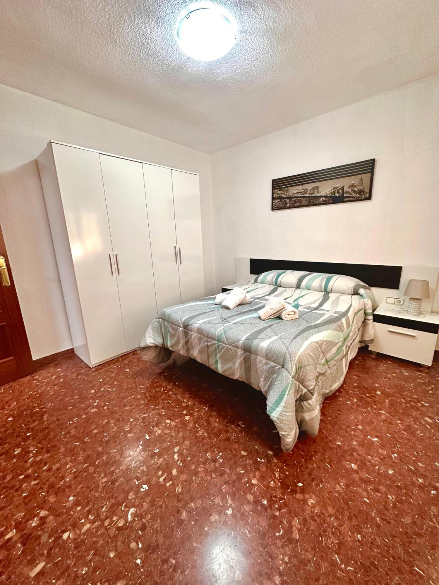 Piso Granada 3 Dormitorios Y Parking Privado Екстериор снимка
